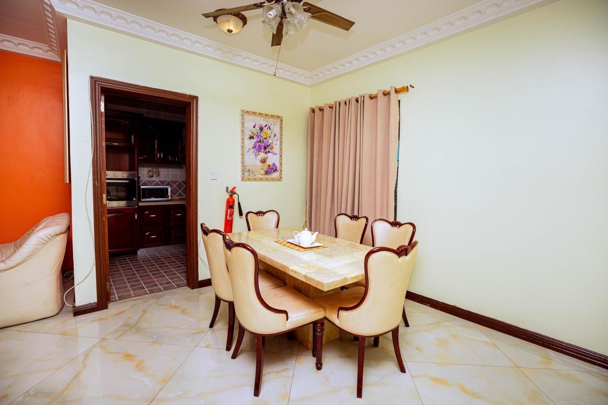 Ibranad Apartments อักกรา ภายนอก รูปภาพ
