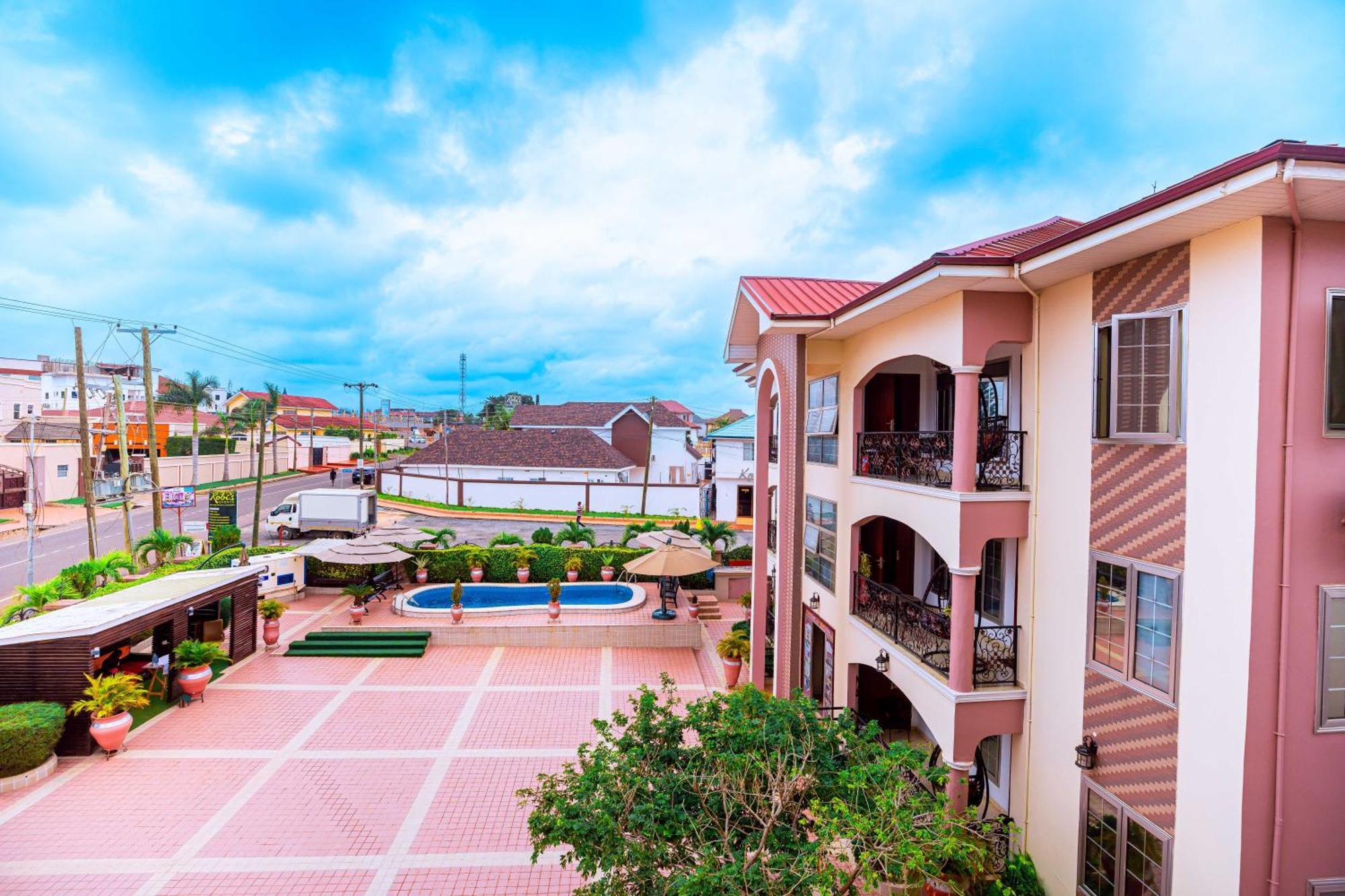 Ibranad Apartments อักกรา ภายนอก รูปภาพ