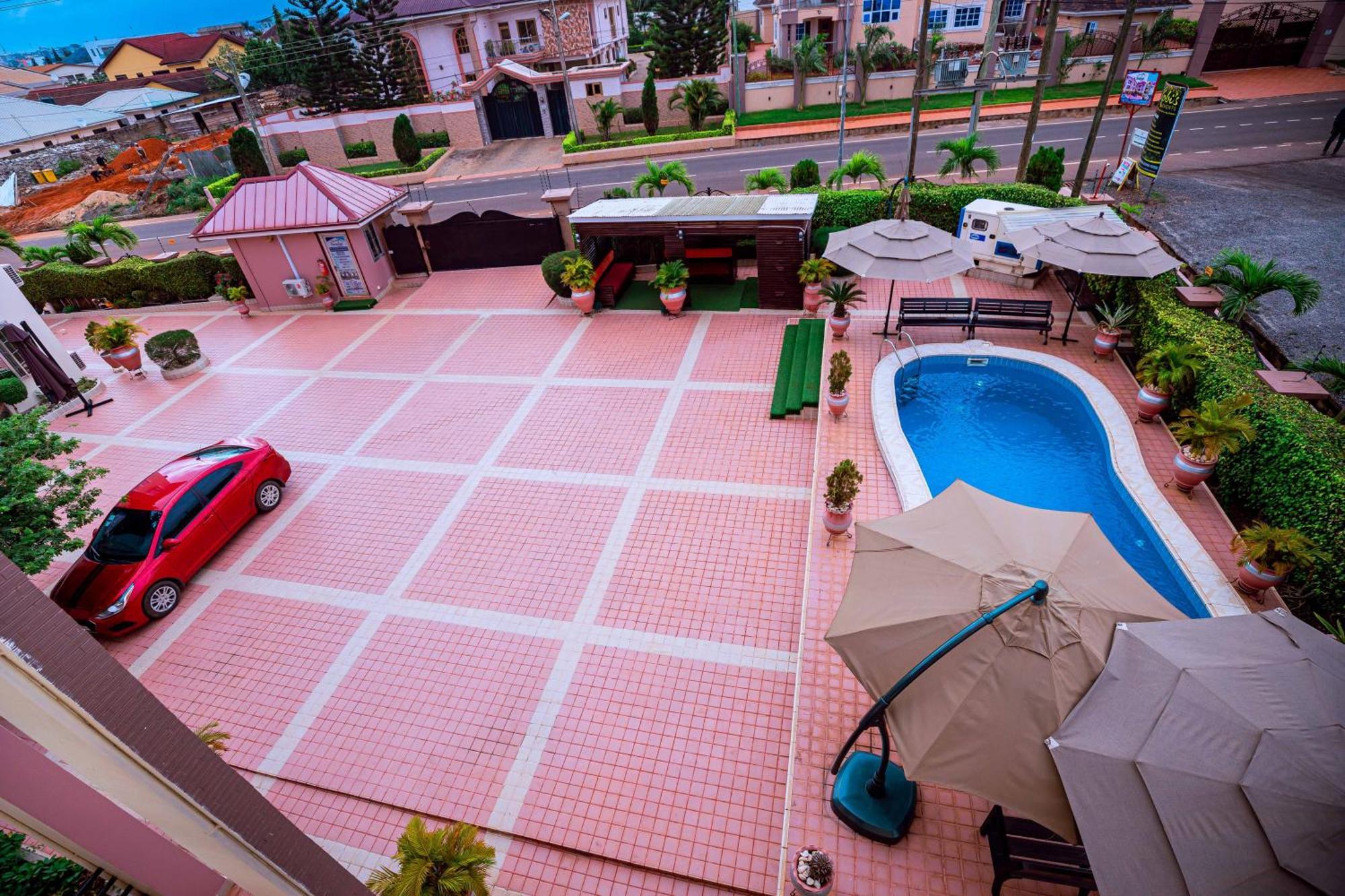 Ibranad Apartments อักกรา ภายนอก รูปภาพ